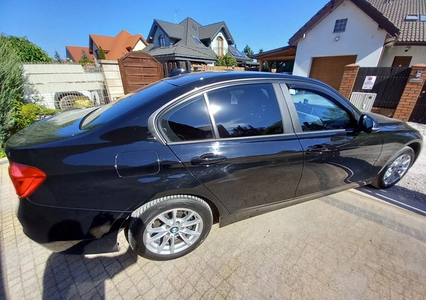 BMW Seria 3 cena 75500 przebieg: 98000, rok produkcji 2018 z Warszawa małe 37